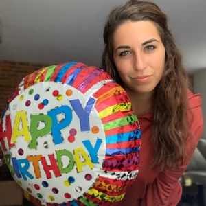 Meet your Posher, Julia